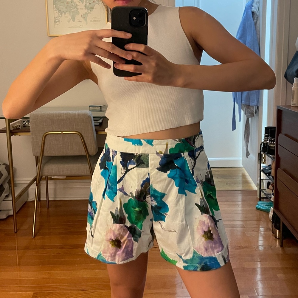 Zara Printed Watercolor Floral Shorts